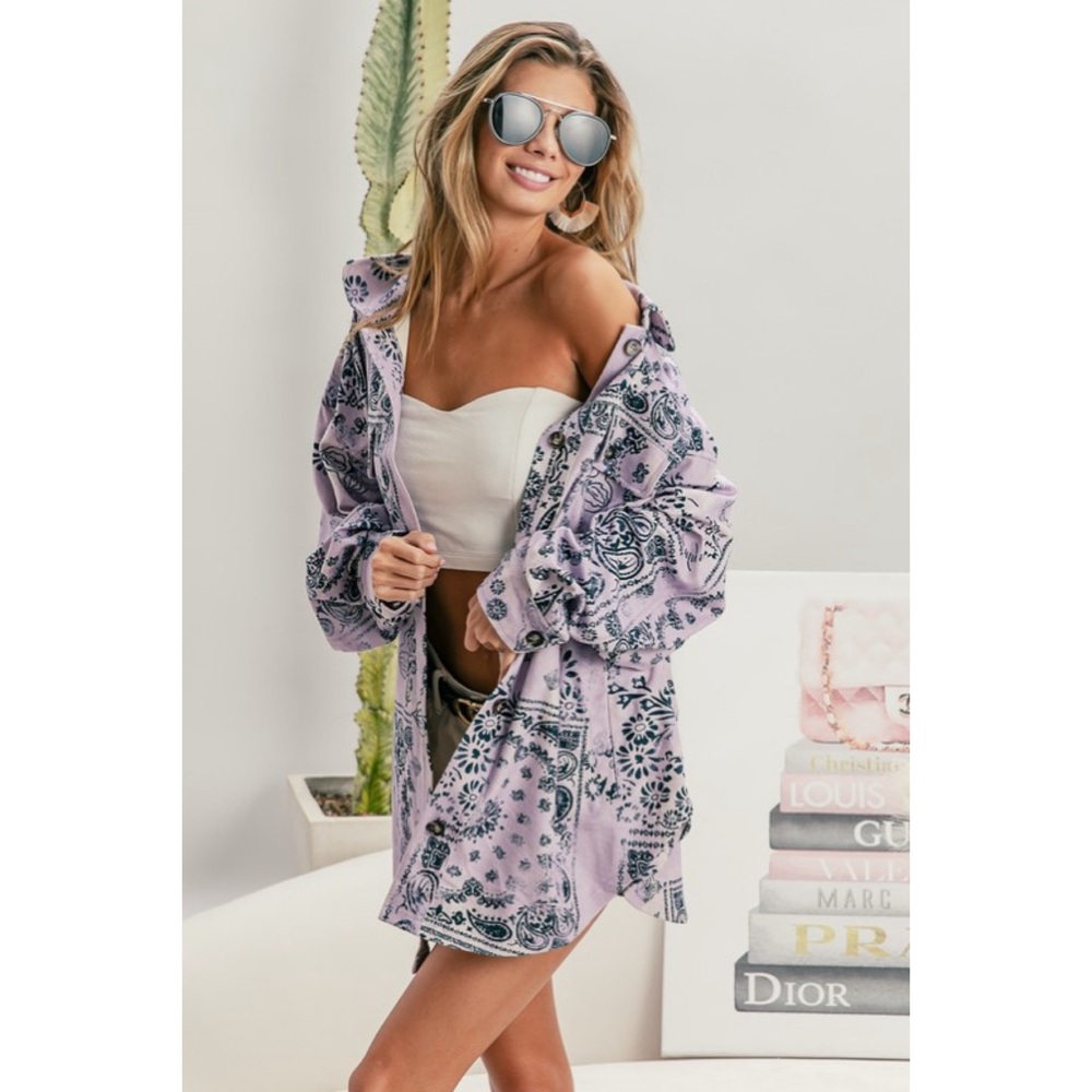GOING FAST! BiBi LAVENDER Oversized Paisley Print Shacket With Front Pockets!